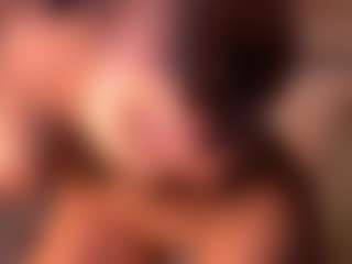 Izzy Wild's Live Sex Cam Show