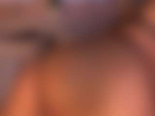 Izzy Wild's Live Sex Cam Show