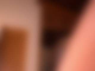 Izzy Wild's Live Sex Cam Show