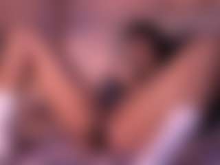 Izzy Wild's Live Sex Cam Show