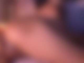 Izzy Wild's Live Sex Cam Show