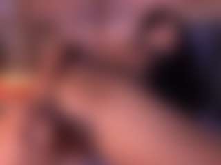 Izzy Wild's Live Sex Cam Show