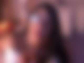 Live cam show with Izzy Wild - Cute on CamwithHer
