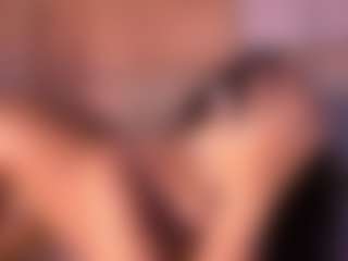 Live cam show with Izzy Wild - Fingering on Mixed Magazine Live