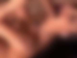 Live cam show with Izzy Wild - Twerk Latina on SinfulBabes