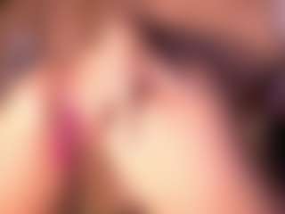 Izzy Wild's Live Sex Cam Show