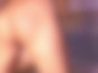 Izzy Wild's Live Sex Cam Show