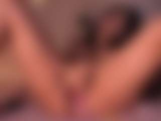 Izzy Wild's Live Sex Cam Show