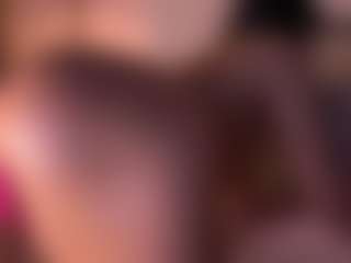 Live cam show with Izzy Wild - Worship on Camsoda