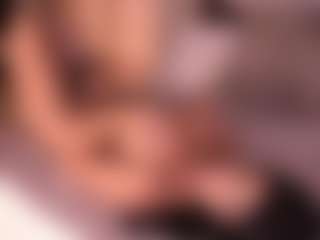 Izzy Wild's Live Sex Cam Show