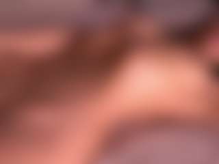 Izzy Wild's Live Sex Cam Show