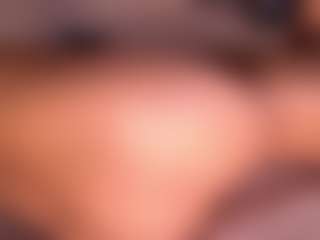 Izzy Wild's Live Sex Cam Show