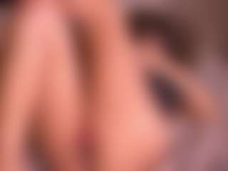 Izzy Wild's Live Sex Cam Show