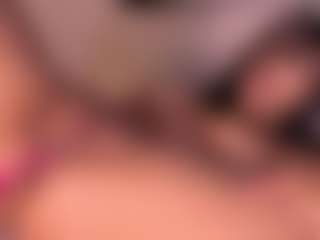Izzy Wild's Live Sex Cam Show