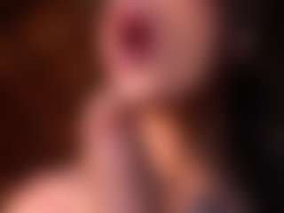 Izzy Wild's Live Sex Cam Show