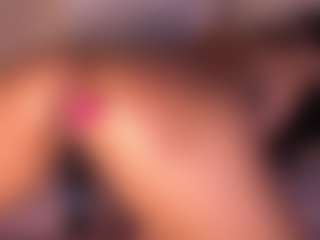 Izzy Wild's Live Sex Cam Show