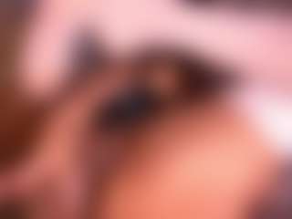Izzy Wild's Live Sex Cam Show