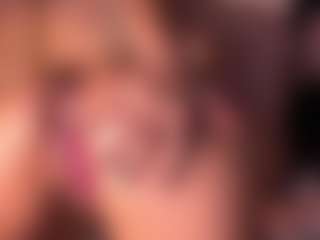 Izzy Wild's Live Sex Cam Show