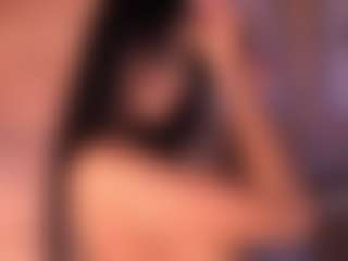 Izzy Wild's Live Sex Cam Show