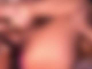 Izzy Wild's Live Sex Cam Show