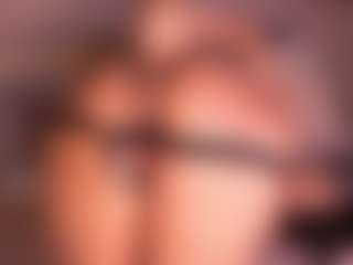 Izzy Wild's Live Sex Cam Show