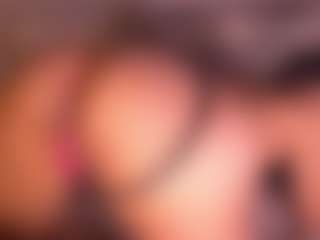 Izzy Wild's Live Sex Cam Show