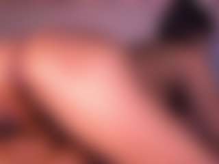 Izzy Wild's Live Sex Cam Show