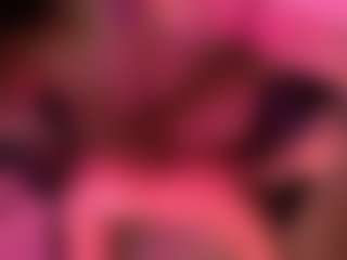 Live-Cam-Show mit Izzy Wild - Handjob auf Camsoda