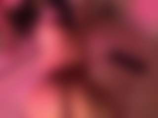 Live-camshow met Izzy Wild - Deepthroat op Camsoda