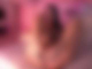 Izzy Wild's Live Sex Cam Show