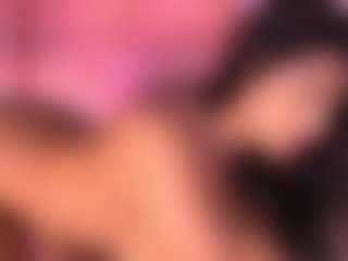 Izzy Wild's Live Sex Cam Show