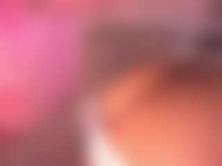 Live cam show with Izzy Wild - Natural on slutload