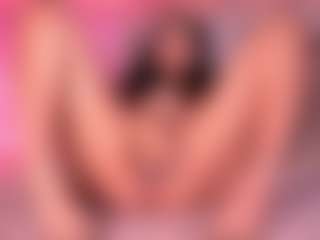 Izzy Wild's Live Sex Cam Show