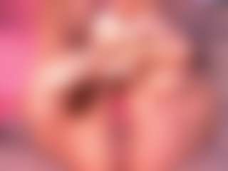 Izzy Wild's Live Sex Cam Show