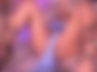 Live cam show with Izzy Wild - Handjob on Camsoda