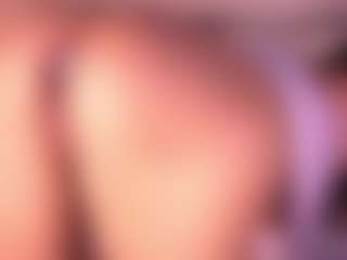 Izzy Wild's Live Sex Cam Show