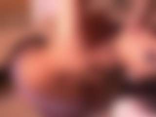 Izzy Wild's Live Sex Cam Show