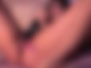 Izzy Wild's Live Sex Cam Show