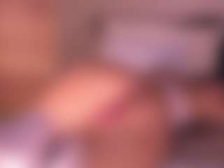 Izzy Wild's Live Sex Cam Show