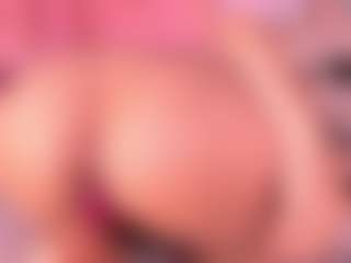 Izzy Wild's Live Sex Cam Show