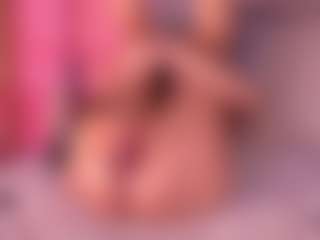 Izzy Wild's Live Sex Cam Show