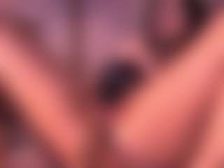 Izzy Wild's Live Sex Cam Show