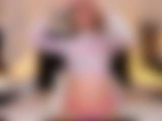 Live cam show with valery-camber - Average on SinfulBabes
