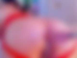 KonnyNaugthy MILF webcam performer live streaming