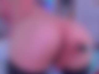 Live cam show with KonnyNaugthy - Butt Plug on Big Tits