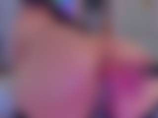 Live cam show with KonnyNaugthy - Normal on Milfs Live
