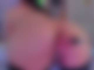 Live cam show with KonnyNaugthy - Bedroom on slutload