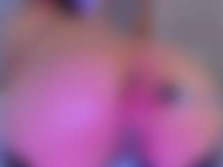 Live cam show with KonnyNaugthy - Bedroom MILF on MyBangCams