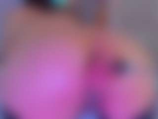 Live cam show with KonnyNaugthy - Mature on madthumbs