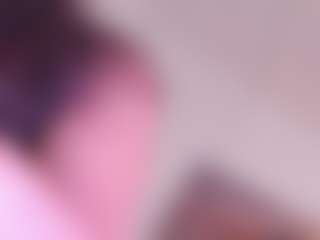 Live cam show with KonnyNaugthy - Skinny MILF on livesuperchat.net